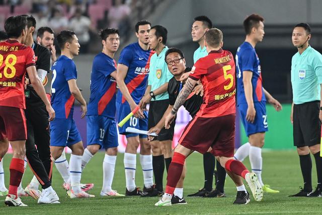 世俱杯金靴赔率:姆巴佩1赔5.5居首 哈兰德紧追